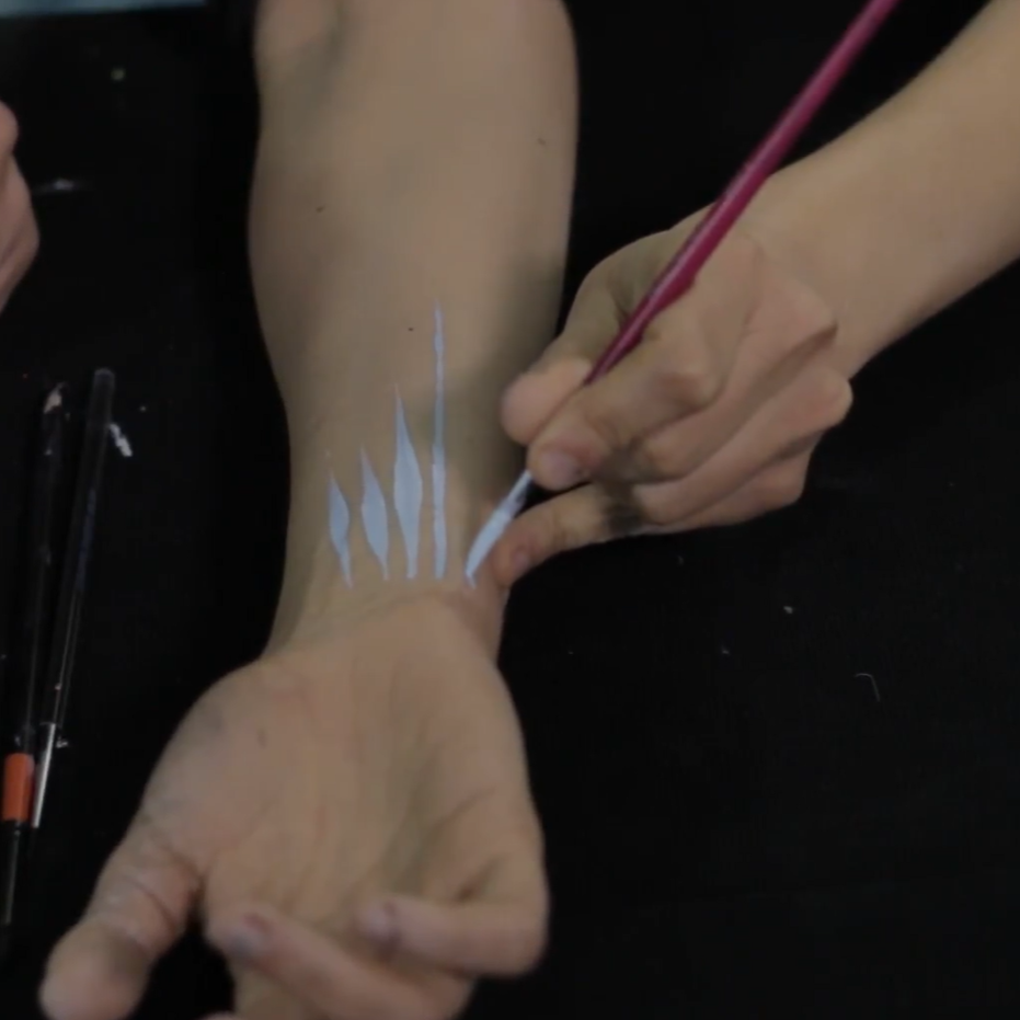 Art of Face Painting Video -  How to do Lines