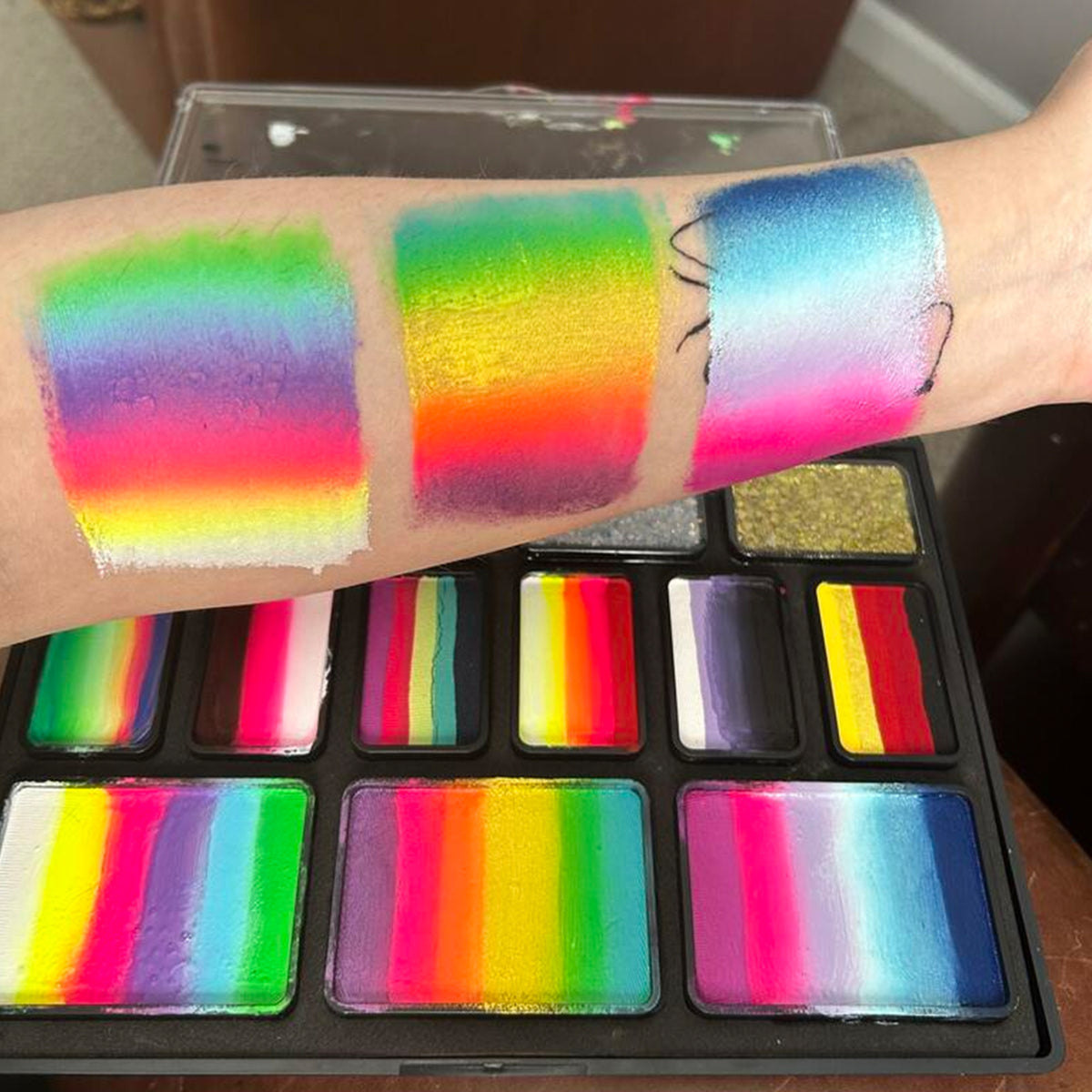 Kraze FX Paint & Sparkle Palette by Jacqueline Howe
