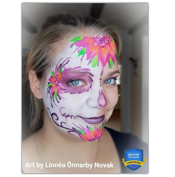 On The Job Halloween Sugarskull Video by Linnéa