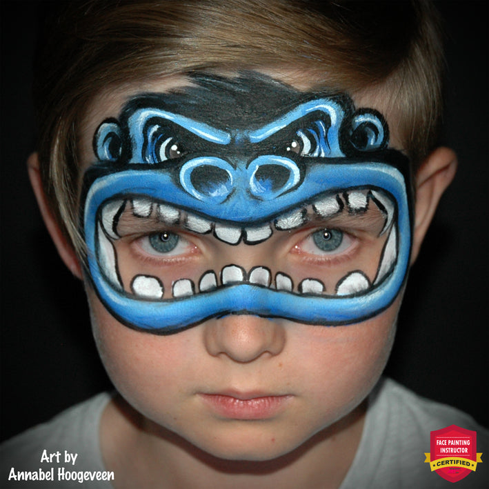 Monkey Business - An Animated Gorilla Mask by Annabel Hoogeveen