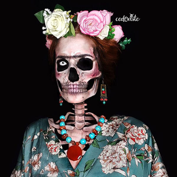 Frida Khalo Skull Video by Ana Cedoviste