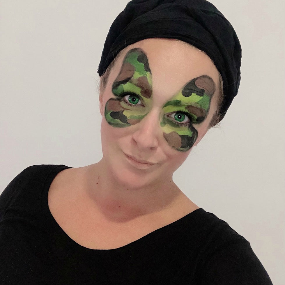 How to Camouflage Face Paint: 4 Camouflage Face Paint Videos and