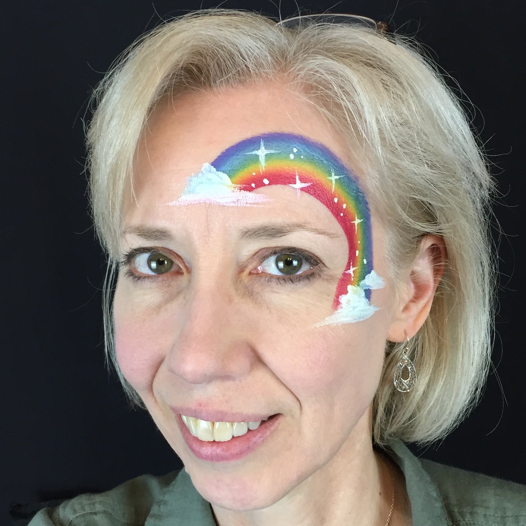 How to Face Paint: Creating Your First Face Paint Design