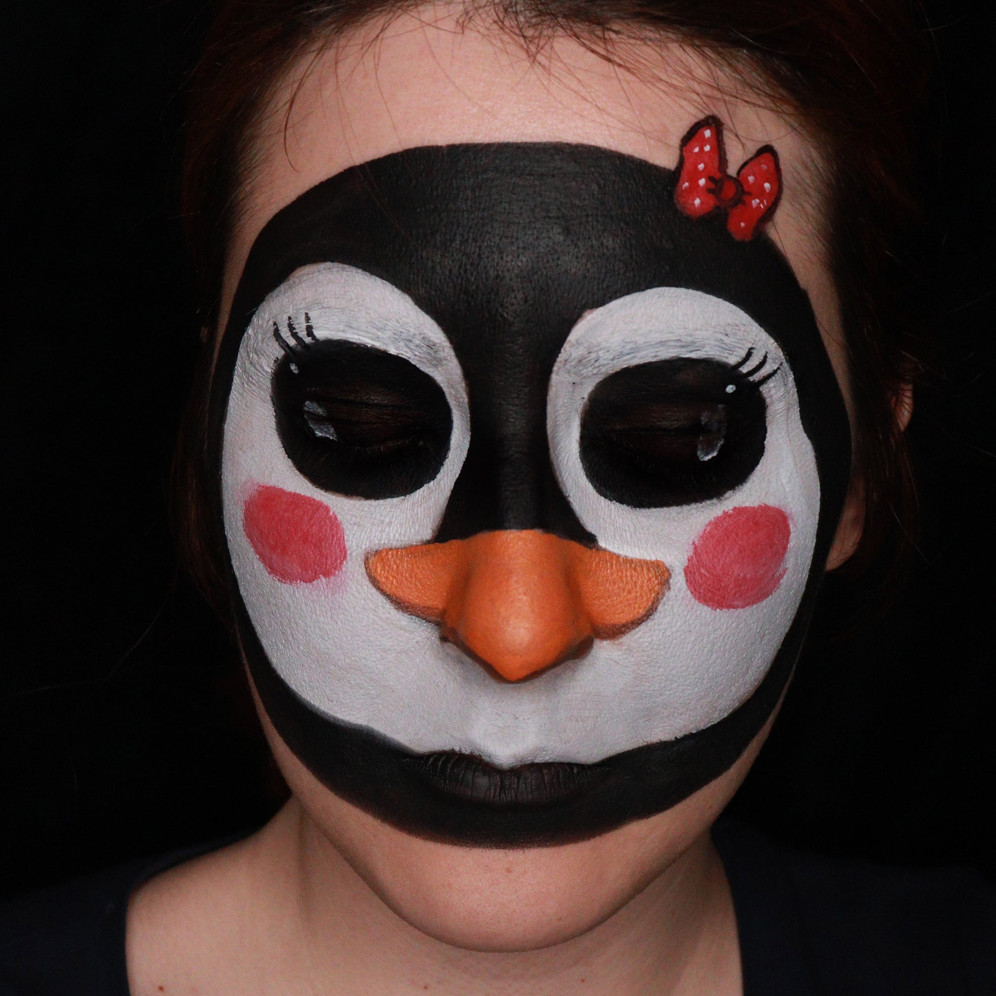 Penguin Face Design by Ana Cedoviste
