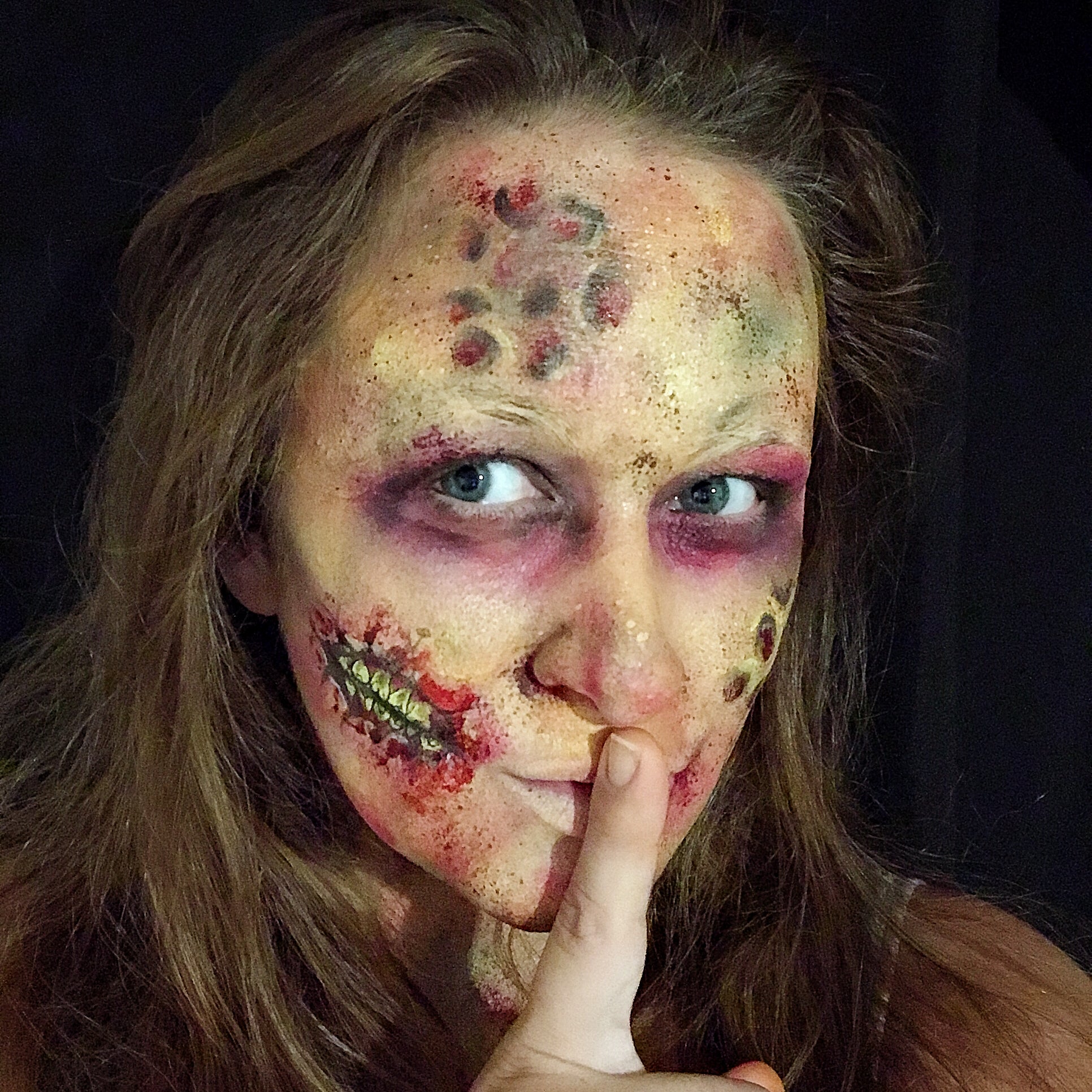 Realistic Creepy Zombie Look by Marina