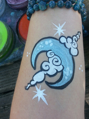 How to Face Paint a Crescent Moon With Clouds