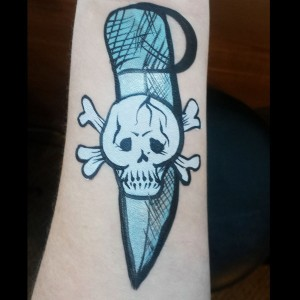 Tutorial: Cool Skull & Knife Tattoo Design