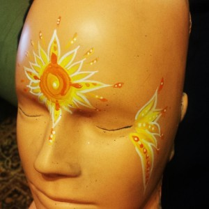 Tutorial: Bright & Sunny Sun Mask