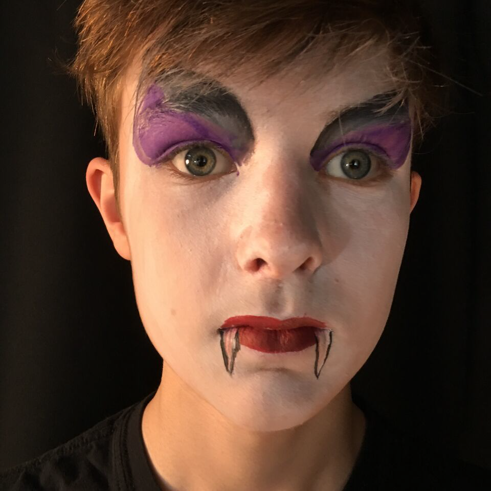 Vampire Face Paint Video Tutorial by Kiki