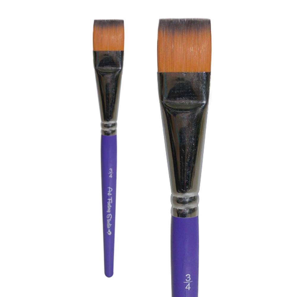 3/4 Studio Filbert Paintbrush