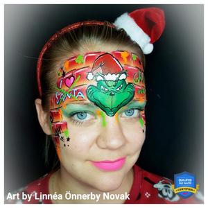 Christmas swirl facepaint with green ehart bling-001 – Body Painting by Cat